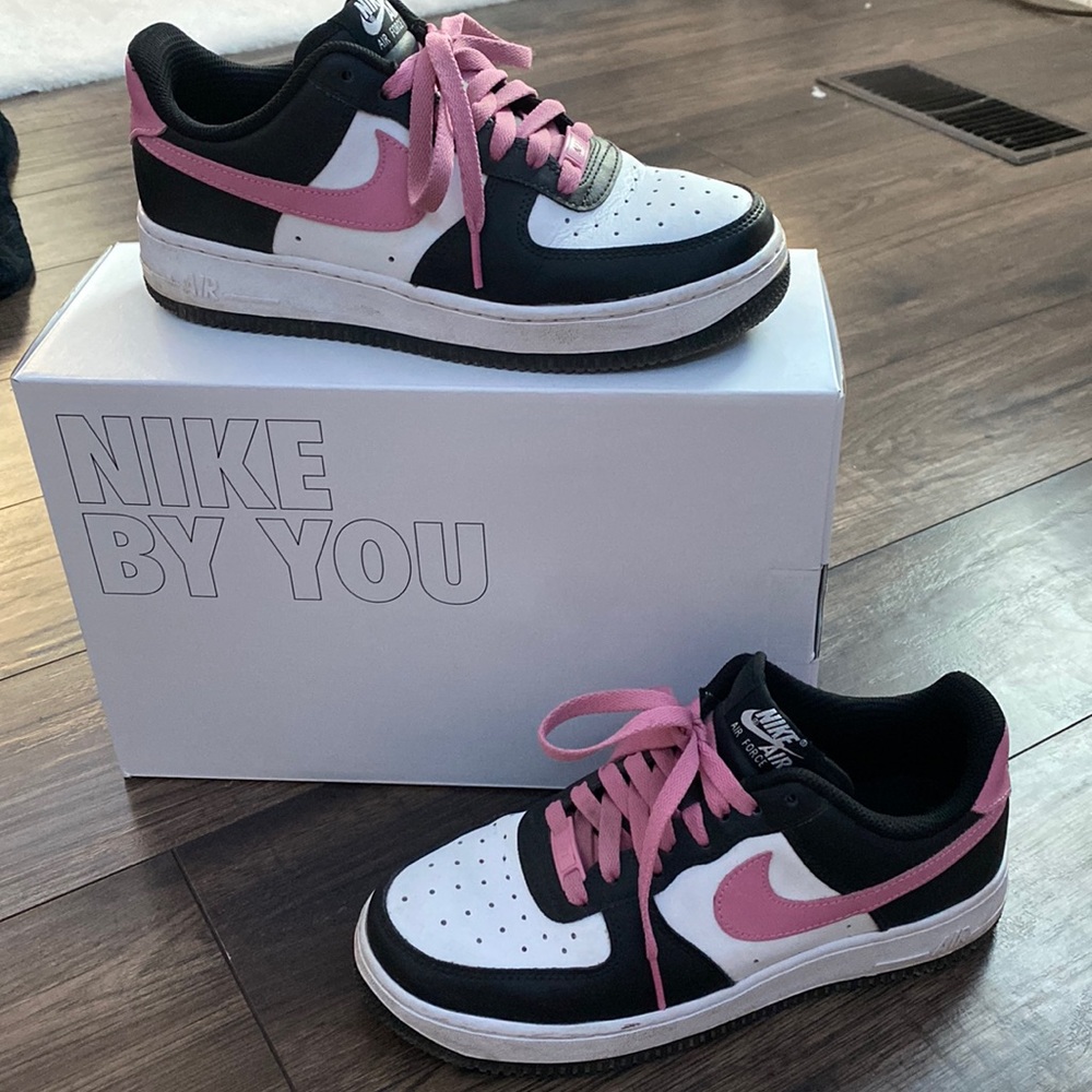 Custom airforce 1s